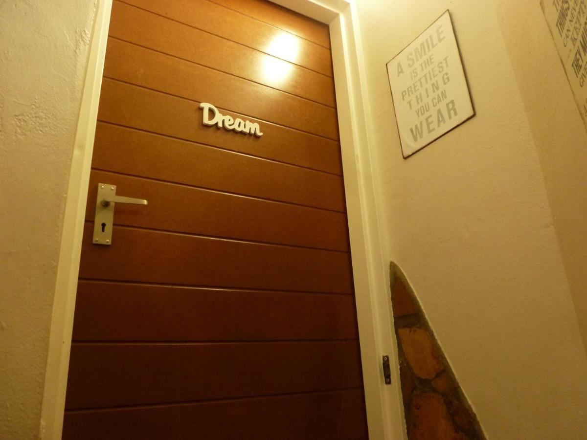 Springbok Apartments ภายนอก รูปภาพ
